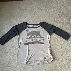 Billabong California Love Three Quarter Sleeve Top